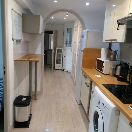 Apartment Republique Djivas